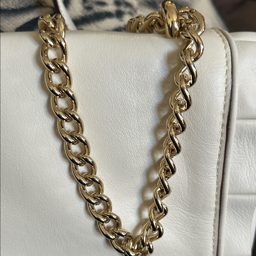 Kate Spade Cream Leather Chain Shoulder Bag .. classy heavy weight 🩷 - Picture 3 of 10